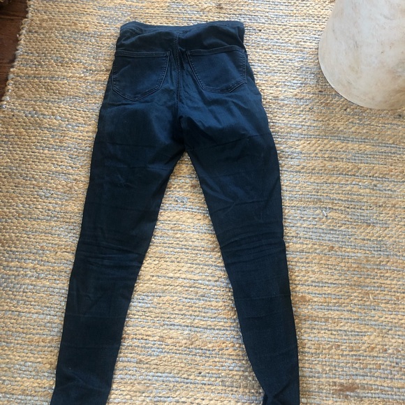 Jeans - Picture 3 of 3